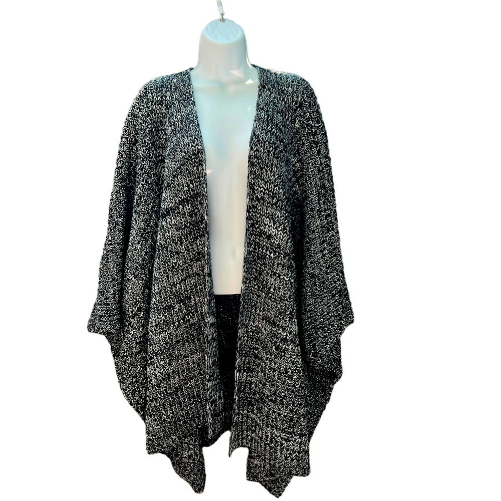 Soft Surroundings Chunky Knit Oversize Open Front Black & White Cardigan Sweater